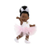 28029 - Zoe Ballet: Zoe es una muñeca mulata que se aguanta de pie y tiene brazos y piernas articuladas